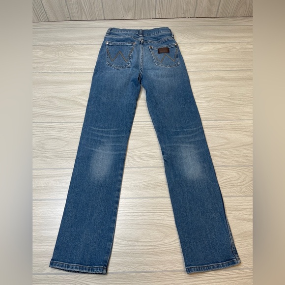 Wrangler Retro Slim Straight Medium Wash Western Cowboy Jeans Boys Size 12 Slim - Picture 3 of 11